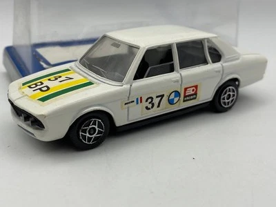 Solido BMW 530 n°37 BP 1:43 auto corsa rally metallo modello scala - Immagine 1 di 4