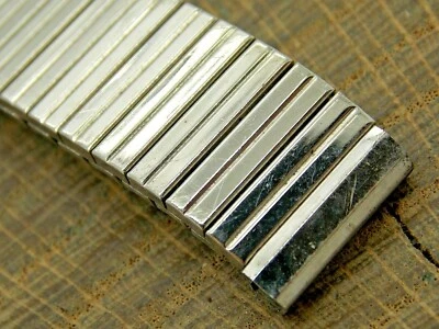 Vintage Flex-Let USA 16mm Expansion Stainless Steel Watch Band Pre-Owned - Image 1 of 3