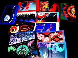 Encuadernaciones para postales bibliófilos KERSTIN TINI MIURA RARAS 12 collares vintage sin usar - Imagen 1 de 6