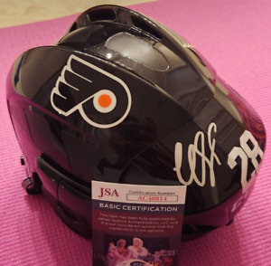Claude Giroux Signed Full-Size Hockey Helmet JSA COA AC40814 Philadelphia Flyers
