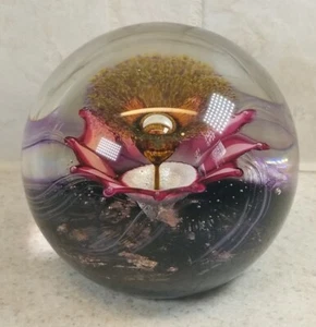 Pisapapeles Selkirk Art Glass Escocia 2000 Firmado Flor Floral Excelente Estado - Imagen 1 de 13