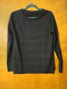 Vince Black Striped Long Sleeved Linen Sweater Size XS - Picture 1 of 4