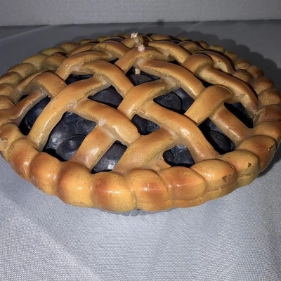 Blueberry Lattice Pie One Wick Candle Fall Autumn Dessert - Image 1 of 4