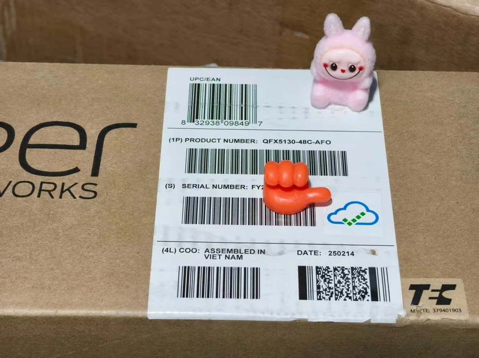 Juniper QFX5130-48C-AFO Switch 1 Year