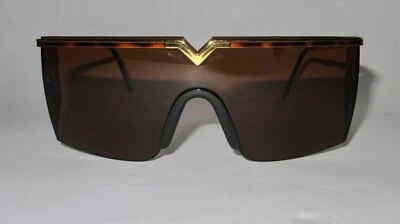 Gafas de sol Gianni Versace S90. Vintage años 90. Nunca usado. Excelente estado. Foto 1 de 4