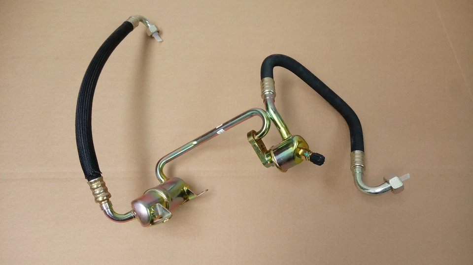 Tubo aria condizionata Mercedes Benz W202 Classe C gruppo tubi 1112302356 - Immagine 1 di 1