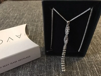 Collar Avon Irresistiblemente Sexy Tease Nuevo en Caja Foto 1 de 4