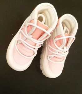 Toddler Girls Carter's Fallon Pink Hiker Boots Size 6 - Picture 1 of 8