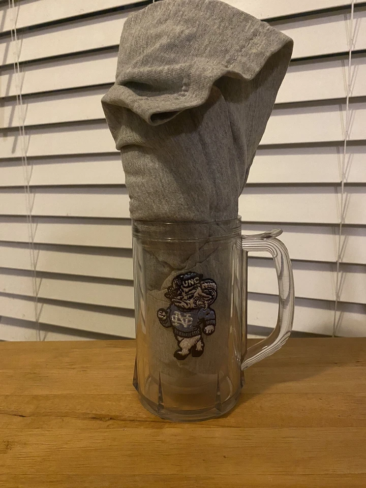 North Carolina Tar Heels Men’s XL T Shirt & Mug Insulated UNC NCAA Gift Lot - Image 1 of 4