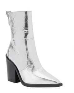Larroude James Silver Crinkled Metallic Leather Point Toe Boots 5.5 New - Picture 1 of 16