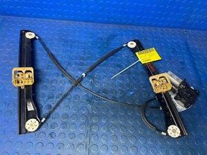 13 - 16 Mini Cooper Paceman Front Window Regulator with Motor RH Passenger Side - Picture 1 of 10