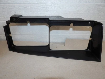 PONTIAC GRAND AM 1985-1988 -sealed beam headlamps RH PASSENGER HEADLIGHT BEZEL - Image 1 of 4