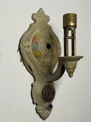 Винтажное настенное бра 1920-х годов с декоративной оригинальной отделкой и цветочным рисунком - Изображение 1 из 4