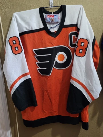 Eric Lindros Philadelphia Flyers CCM NHL Home Jersey Size XL Cover