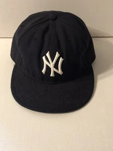 Cappello New Era Cool Base 7 1/8 Fitted On Field Cap di MLB New York Yankees NYY - Foto 1 di 5