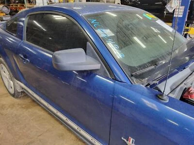 Espejo retrovisor derecho usado para: Ford Mustang 2008 eléctrico grado derecho A Foto 1 de 4