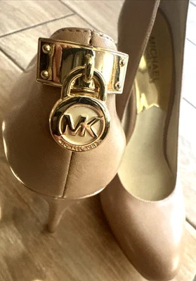 Zapatos de salón Michael Kors de cuero beige talla 9 M plataforma tacones altos mbc Foto 1 de 4