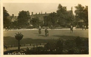 ECHTFOTO-POSTKARTE VON BOWLING GREEN, SHIPLEY PARK, (BEI DERBY), WEST YORKSHIRE - Bild 1 von 2