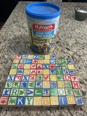 Bloques de madera completos Playskool Plaza Sésamo 1975 vintage 50 bloques +27 extra Foto 1 de 3