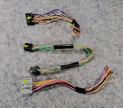 2004 2005 2006 年克莱斯勒 Pacifica 左驱动器主窗开关电线连接器 — 第 1/4 张图片