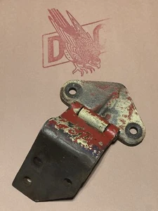 1965 1966 FORD MUSTANG FASTBACK HARDTOP SHELBY GT-350 UPPER  DOOR HINGE (LH) - Picture 1 of 9