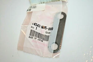 NEW OEM Honda CYLINDER HEAD PLATE 14542-MM5-000 CBR1000 - Picture 1 of 1