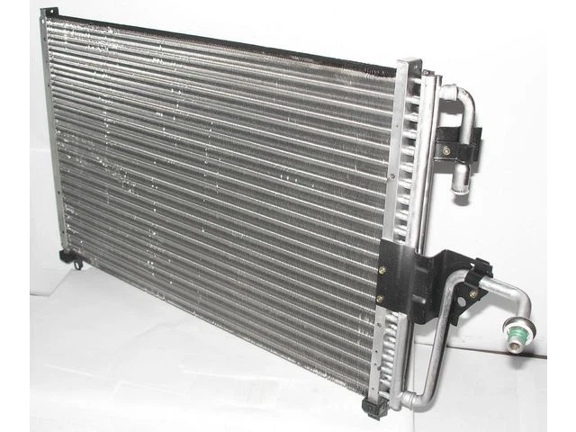 Condensador de aire acondicionado para Ford Escort 1992-2003 62563JCTT 1999 1997 1998 2000 1993 1996 Foto 1 de 2