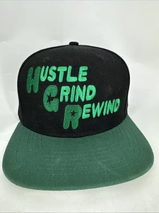 Hustle Grind Rewind Mütze Geldschild und Druck auf Geldschein, Einheitsgröße schwarz grün neu mit Etikett - Bild 1 von 9