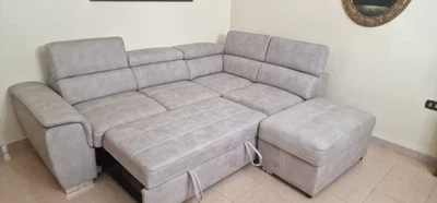  Divano Letto Angolare con puff contenitore, ottimo stato - Immagine 1 di 4