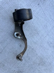 1990 NISSAN 300ZX EXHAUST HANGER INSULATOR W/ BRACKET RIGHT SIDE OEM - Bild 1 von 6