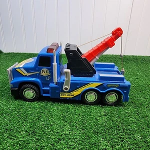 Vintage 2000 Matchbox MB Garage Tow Truck Blue Truck 1:24 Scale 10" Plastic - Picture 1 of 18