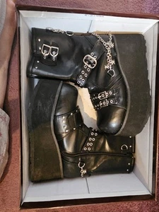 Gothic Alternative Demonia Clash 430 Platform Boots With Chains Size 7 - Picture 1 of 13