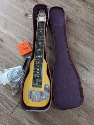 Guitarra Fender Champion 1950 Lap Steel con estuche original vintage sin probar Foto 1 de 4