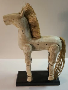 Brochard Pferd Antik Look Handwerklich Handarbeit Holzfigur 12" H x 8" B x 3,9" - Bild 1 von 4