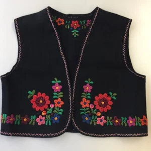 Vtg Matyo Vest Embroidered Flowers Felted Wool Vintage Handmade Hungary Youth S - Picture 1 of 7