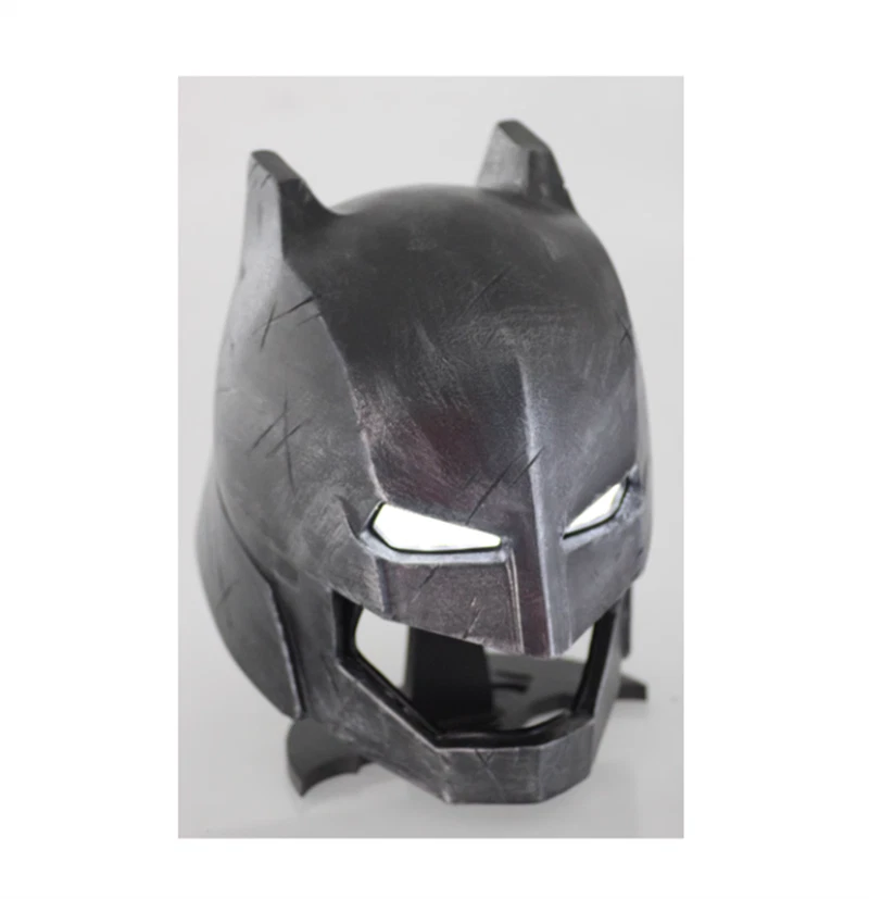 DC Batman Heavy Armor Helmet LED Mask Wearable FRP Halloween Cosplay Props 1:1 - Bild 1 von 4