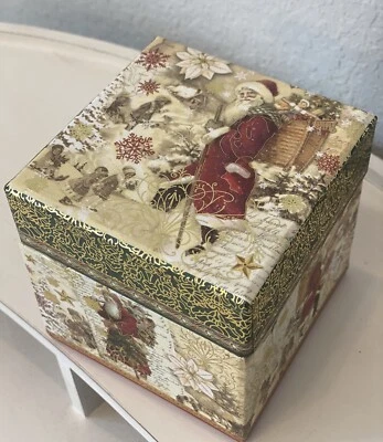 Punch Studio CHRISTMAS SANTA WALKING IN SNOW KEEPSAKE GIFT BOX 4” - Image 1 of 4