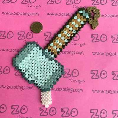 Thor Mjölnir Hammer Pixel Cake Topper Foto 1 de 2