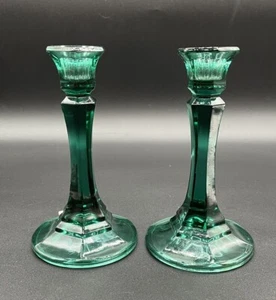 Vintage Indiana Glass Co Green Glass Paneled Candlestick Holders 7.5” SET OF 2 - Picture 1 of 4