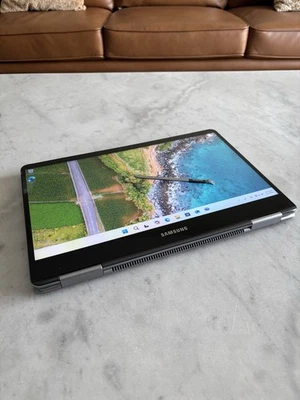 Portátil Samsung 9 - Intel i7 | AMD Radeon | 256 GB SSD | 16 GB RAM | 2 en 1 Foto 1 de 4