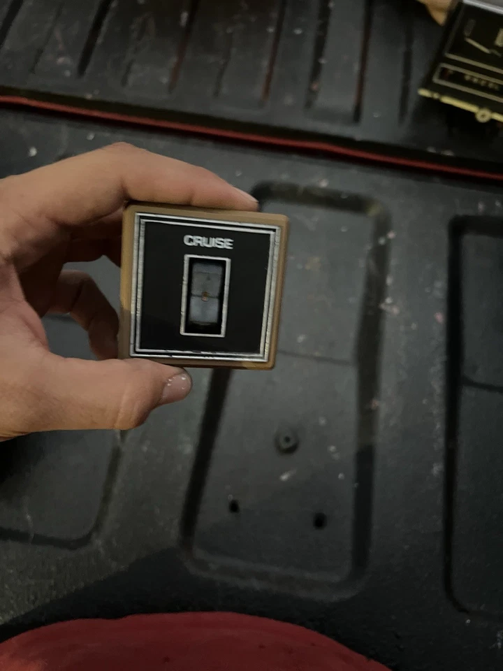 1978-81 Oldsmobile Cutlass Cruise Control Switch Used Condition - Image 1 of 1