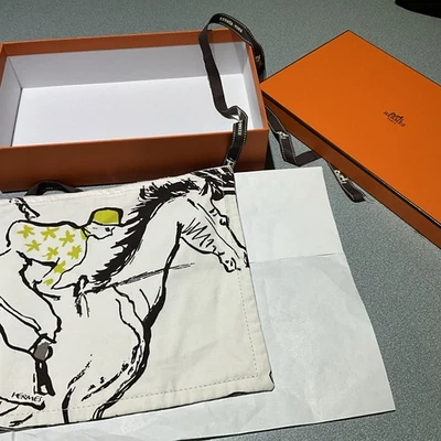 HERMES Hermes Equestrian Jockey Horse Pouch ZIPPERED 11.5 X8 Cotton Lined W/BOX - Image 1 of 4