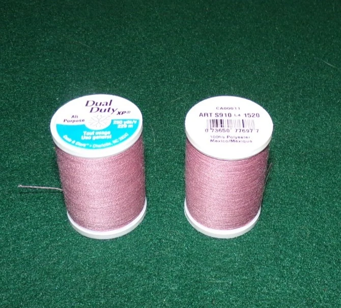 Coats and Clark, Hilo de Poliéster Multiusos Doble Trabajo, 250 yardas, Rosa Antigua Foto 1 de 1