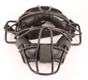 Baseball MacGregor MCB 27 maschera cattura arbitri nera usata - Foto 1 di 10