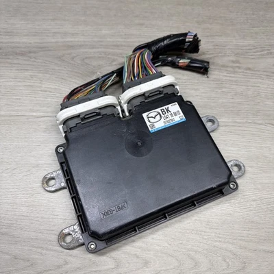 Computadora de control del motor Mazda 3 2010 2,5 L ECU L541 18 881D unidad de módulo ECU Foto 1 de 4