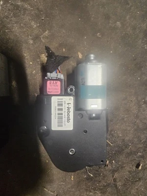 2009 - 2014 Nissan Murano Sunroof Moonroof Window Motor - Image 1 of 4