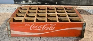 Cassa in legno 24 bottiglie Chattanooga Coca-Cola 1974 vintage - Foto 1 di 13
