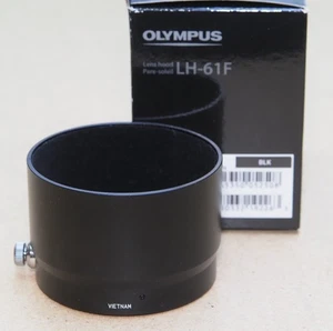 Olympus Original Gegenlichtblende LH-61F, schwarz, OVP für Objektiv ED 1,8/75 mm - Bild 1 von 6