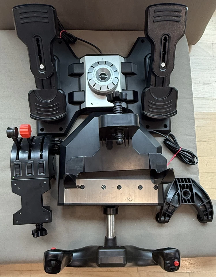 Logotech Flight Yoke System w/ Foot Pedals & Throttle Quadrant and Mounts - Image 1 of 4