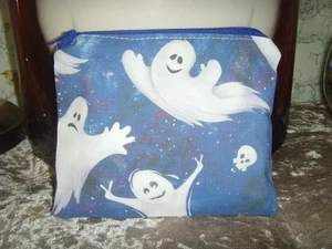 NEW 16cm x 13cm ZIP COSMETIC purse SPOOKY HALLOWEEN GHOST PRINT BLUE WHITE - Picture 1 of 4
